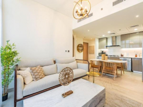 Zen Condo With Burj Khalifa View In Vibrant City